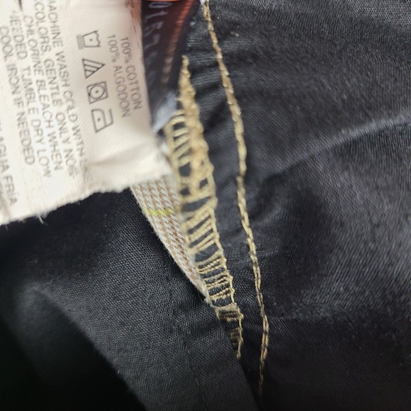 Oakley Shorts Mens 36 Beige Tan Brown Yellow Plaid 10" Inseam Casual Golf Chino - Picture 10 of 14